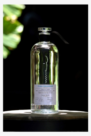 Esta Botella De Edición Especial La Tercera Colaboración #6954866