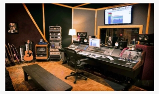 Studio #7585692