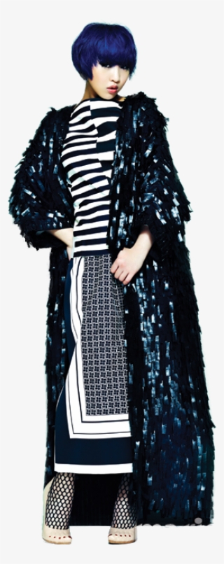 Minzy Fue Descubierta Por Yg Entertainment En El 2005 - Costume #7708250