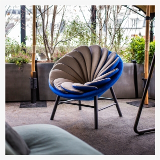 Quetzal Hotel Terrass Paris 07 - Fauteuil Design Fleur #7731336