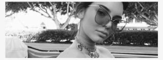 Óculos Com Lentes Coloridas - Kendall Jenner Selfie 2017 #7922871 Óculos Com Lentes Coloridas - Kendall Jenner Selfie 2017 #7922871