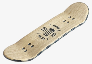 Juan Hace Uso Del Símbolo Más Representativo De Su - Skateboarding #7945234