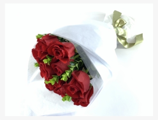 Classic Valentine's Bouquet - Garden Roses #8017400