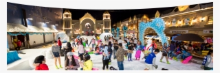 Snow Play Ground Including Snow Restaurant As Well - Snow Town In Ho Chi Minh #8058143