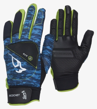 £12 - 50 Inc - - Football Gear #8108478