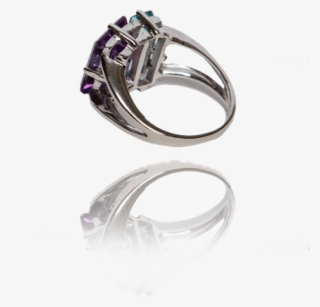 < Back - Pre-engagement Ring #8195840