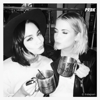 Aniversário De Ashley Benson, De &quot - Girl #8737257