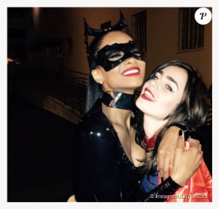Ciara Et Lily Collins Lors De La Soirée Costumée Célébrant - Lily Collins Halloween Costumes #8899910