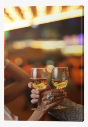 Hands Holding The Glasses Of Champagne Making A Toast - Manos Brindis #936693