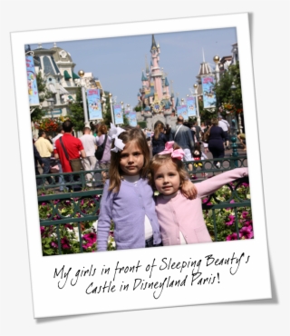 Nawal And Neve At Disneyland Paris - Disneyland Park, Sleeping Beauty's Castle #9651036
