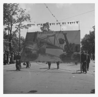 Bread & Puppet Theater - Road #9671061