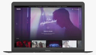 Macbook 2018 Clay Mockup-5 - Tablet Computer #9687777