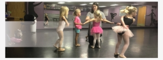 Dazzle Dance And Cheer Class - Turn #9849744