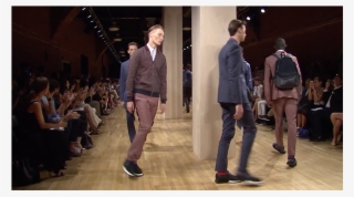 Perry 10 - Fashion Show #9892761